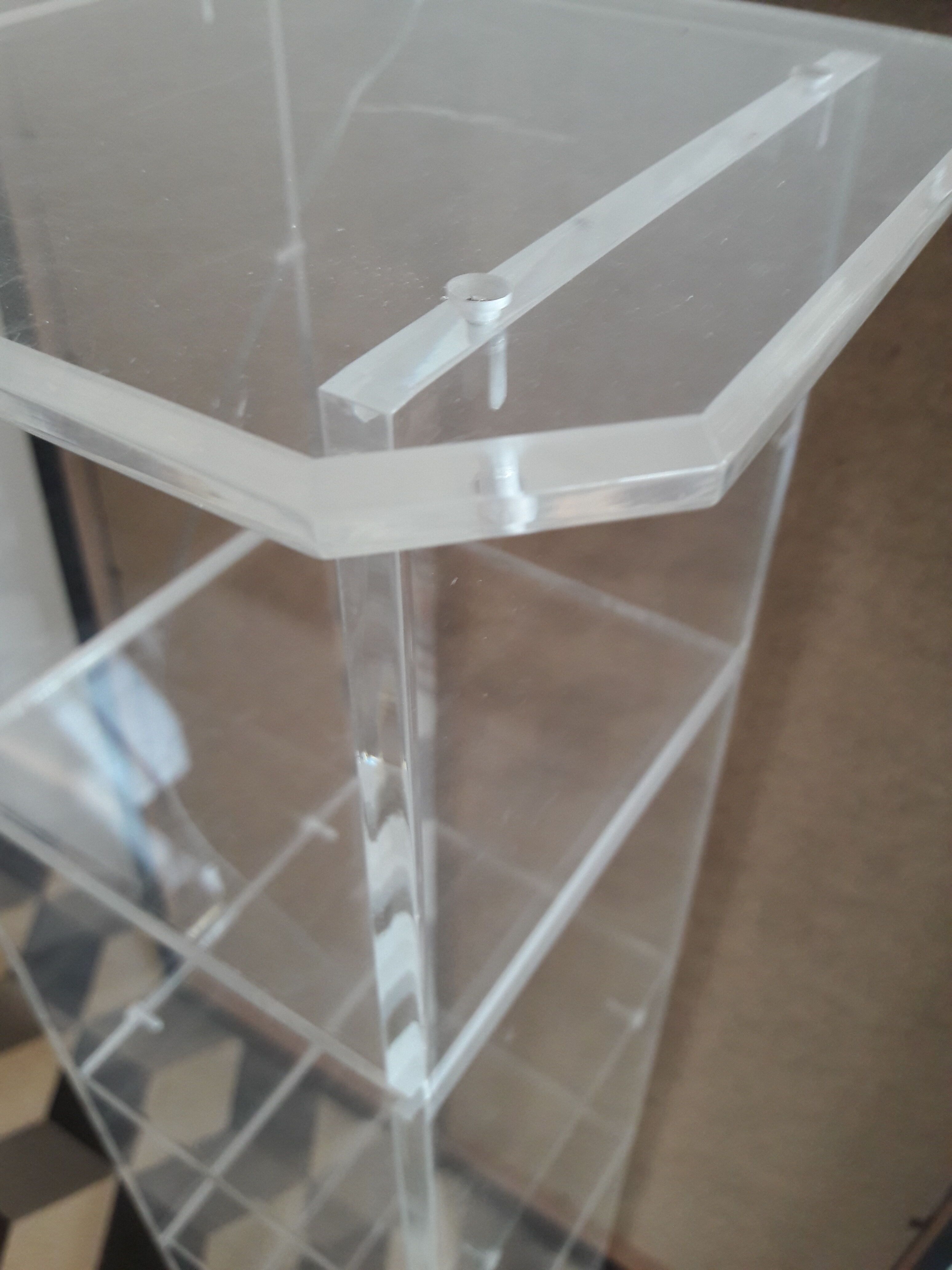 Column plexiglass Altuglas design David Lange, model Cary