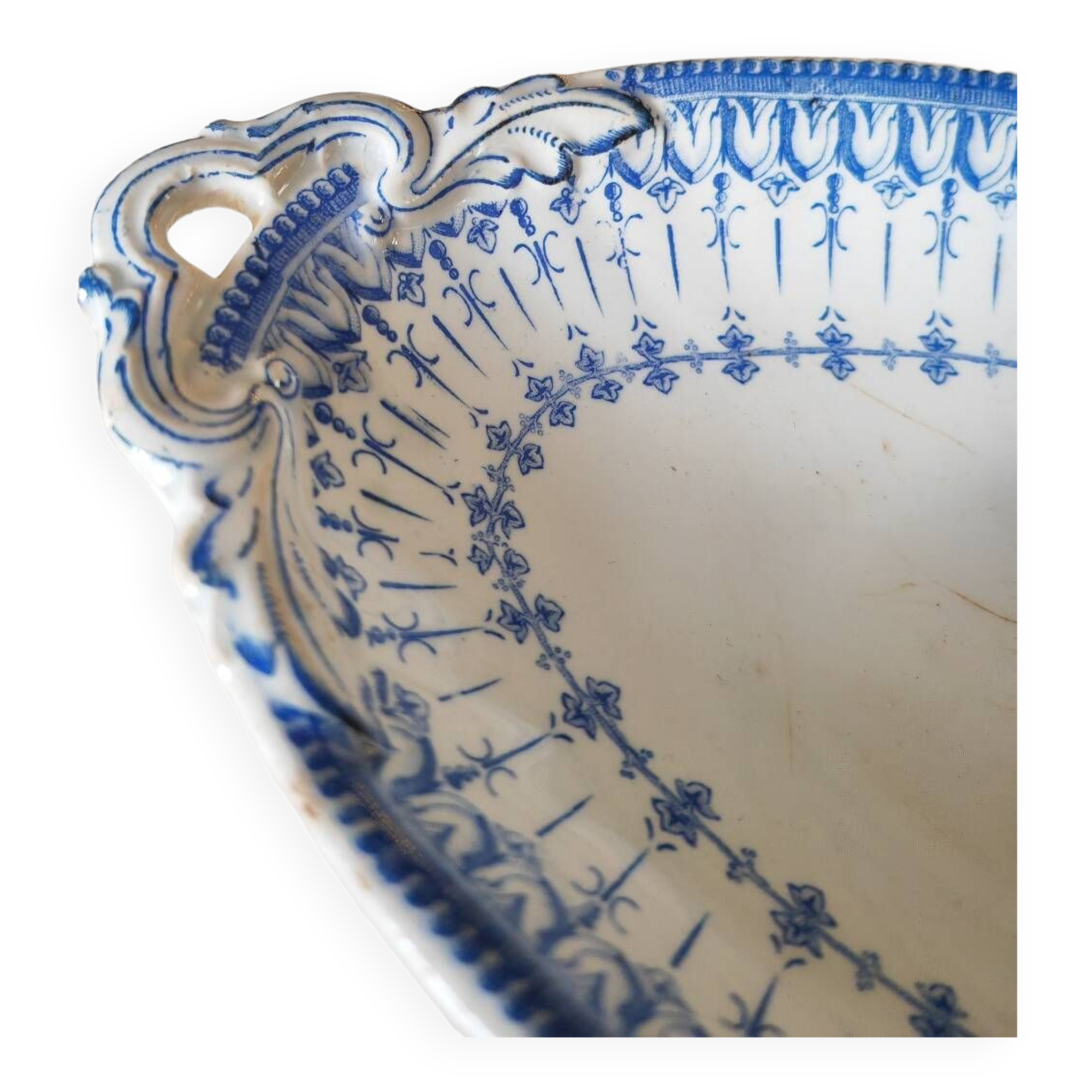 Old dish Creil Montereau