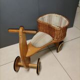 Vintage carrier trotter