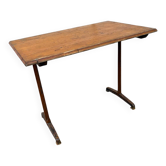 Varnished bistro table, cast iron legs