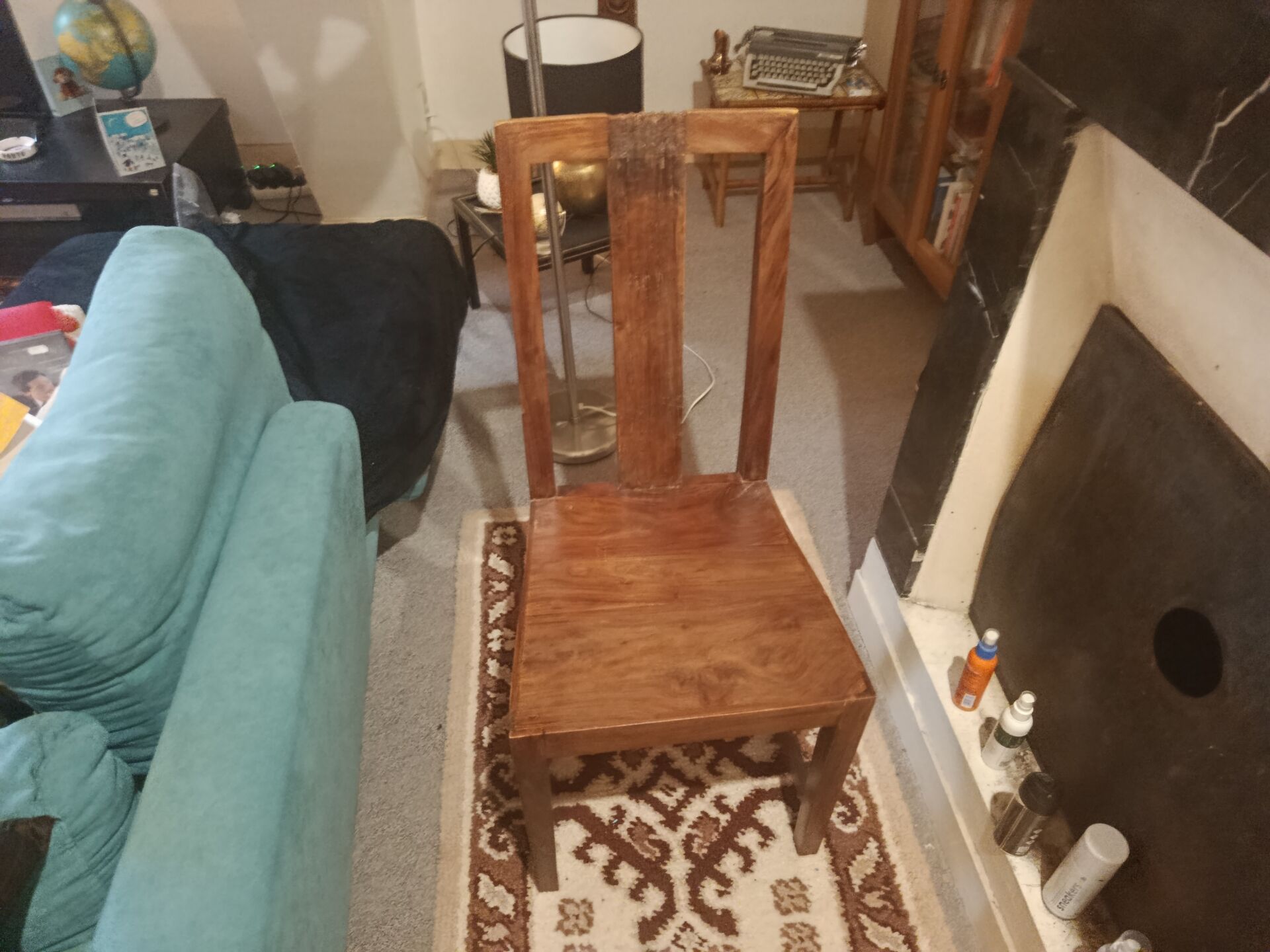 1 chair