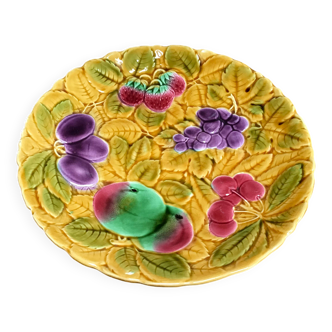 Barbotine dish decorated with fruits, Sarreguemines earthenware