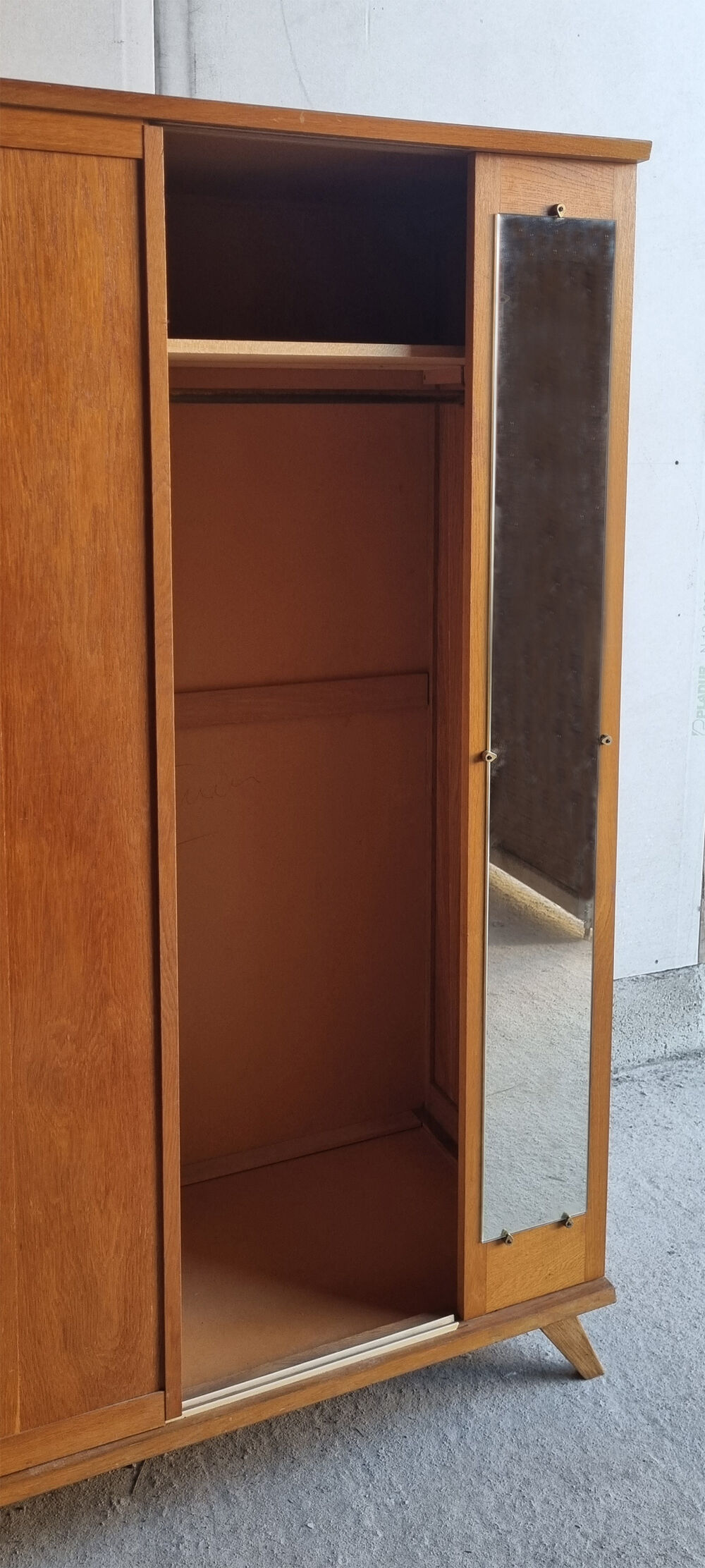 Armoire penderie étagères miroir, pieds compas, vintage, années 60