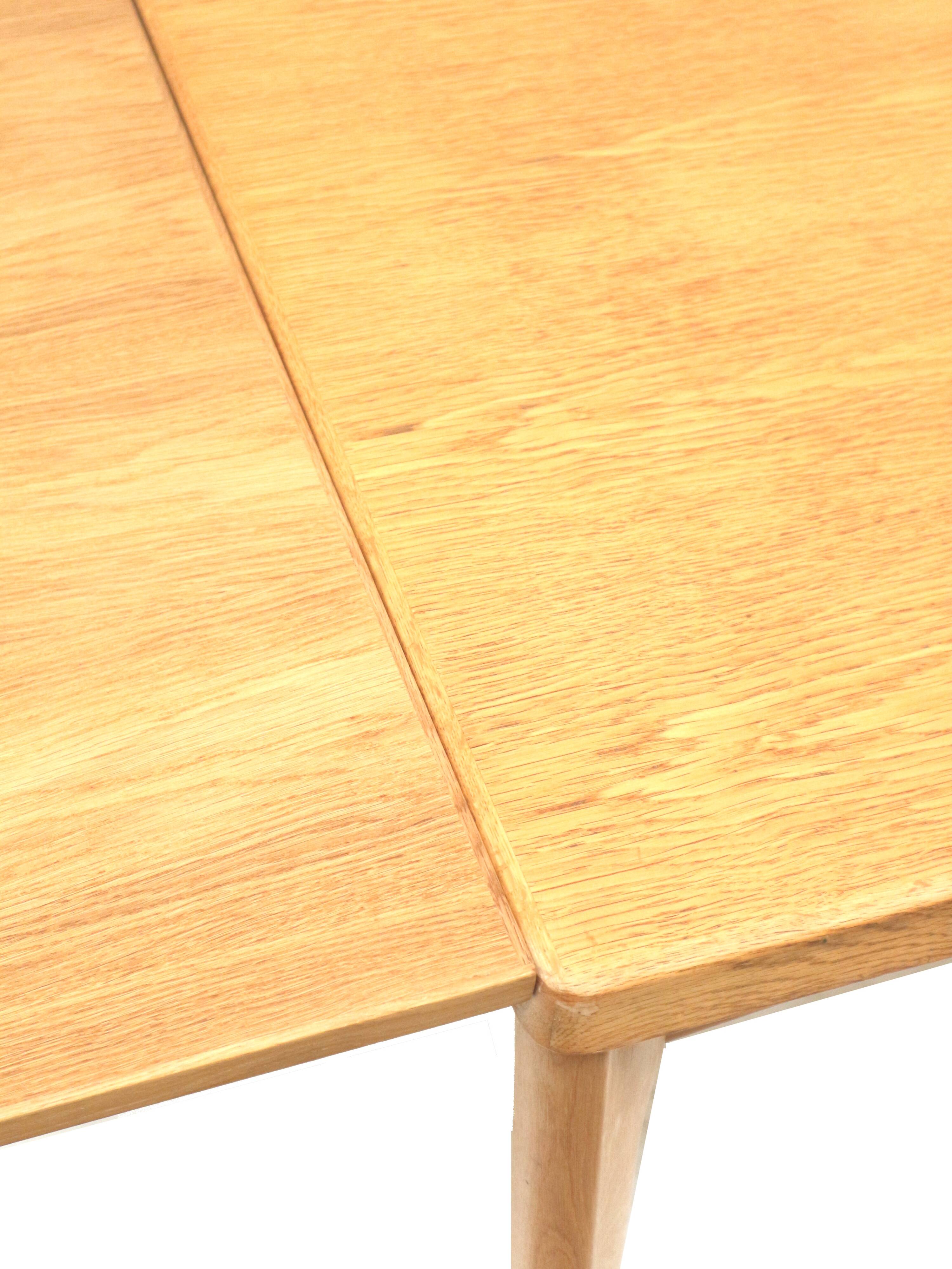 Table à manger extensible par Henning Kjaernulf pour Vejle Møbelfabrik (Danemark