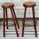 2 tabourets de bar en bois massif