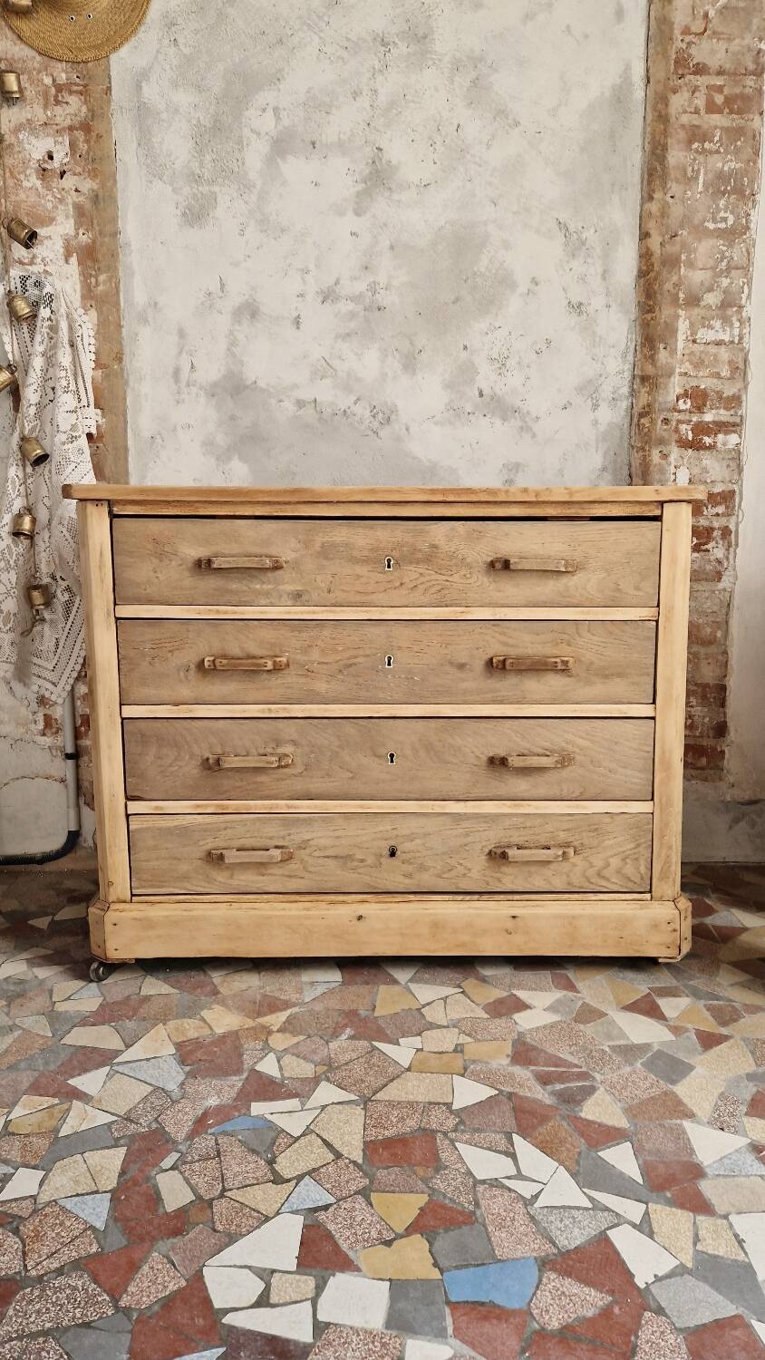 Old solid wood chest of drawers