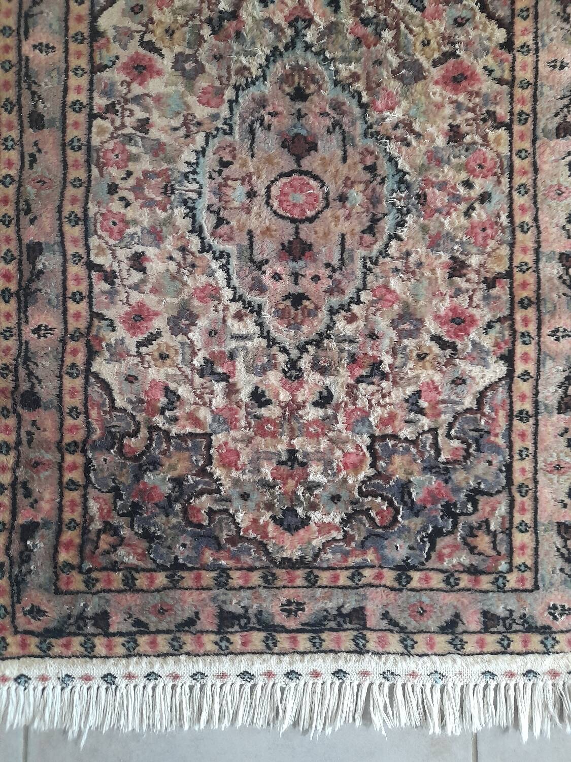 Pair of handmade oriental rugs 98x65cm