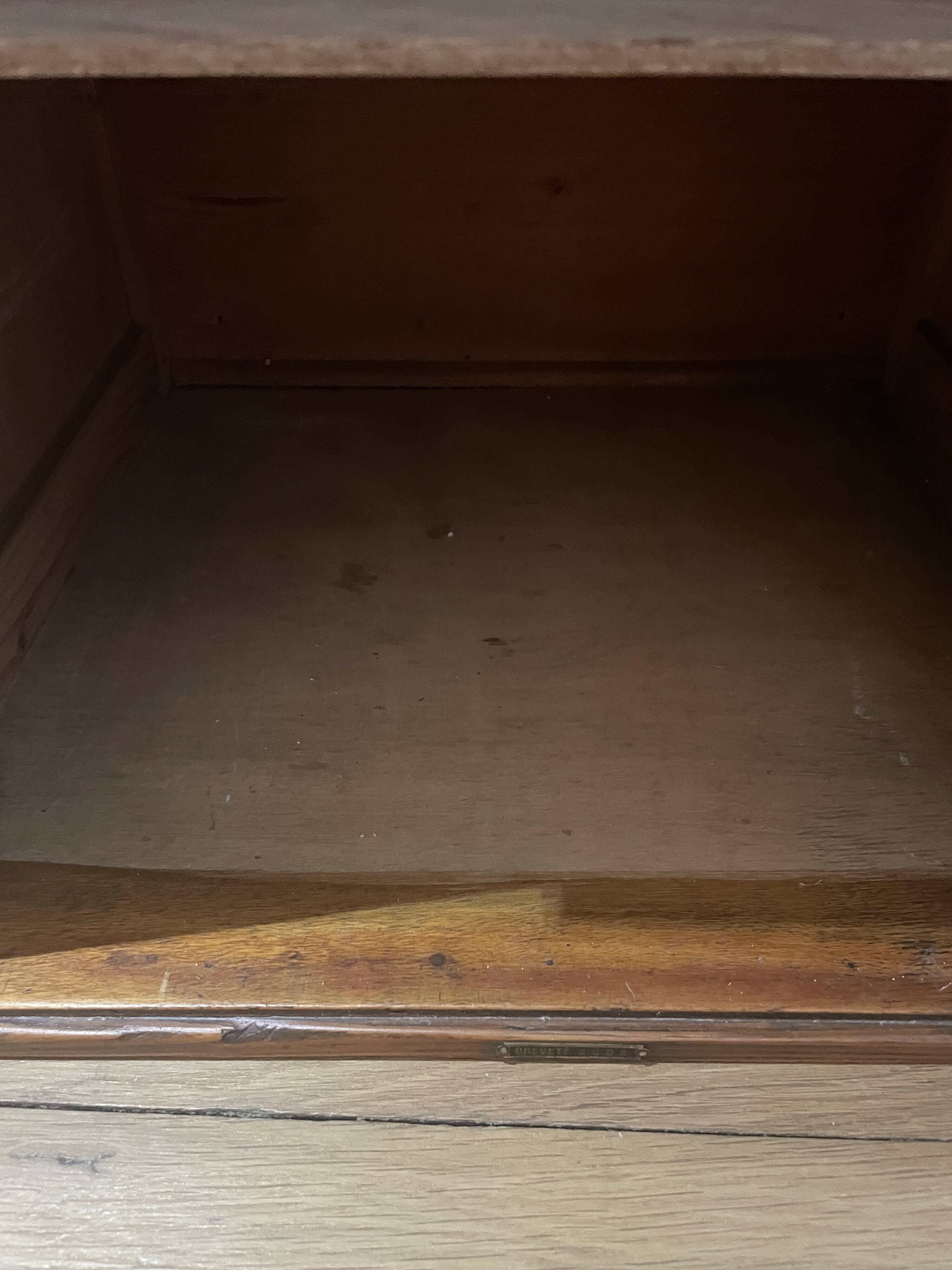 Vitrine vintage en bois 260319