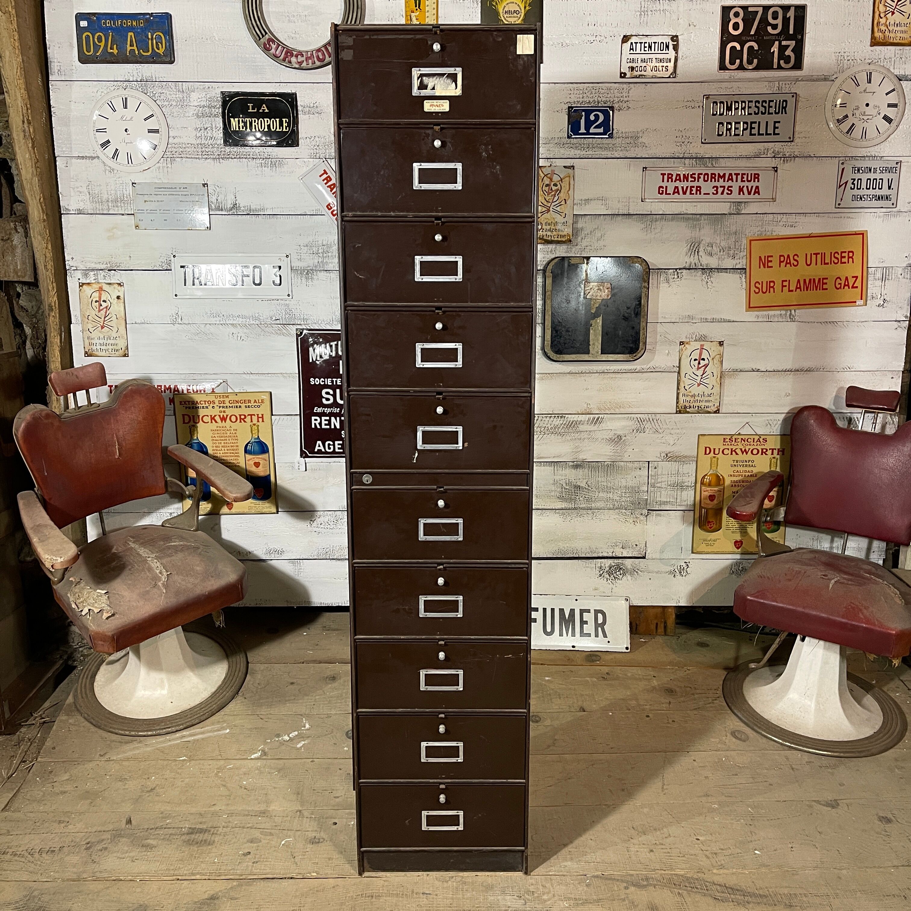 Valve cabinet roneo 1950