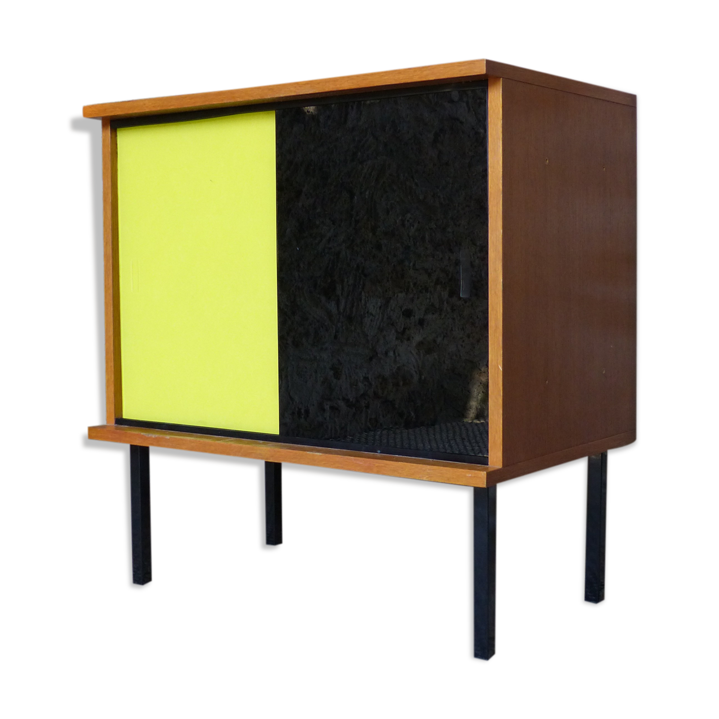 Buffet vintage yellow and black