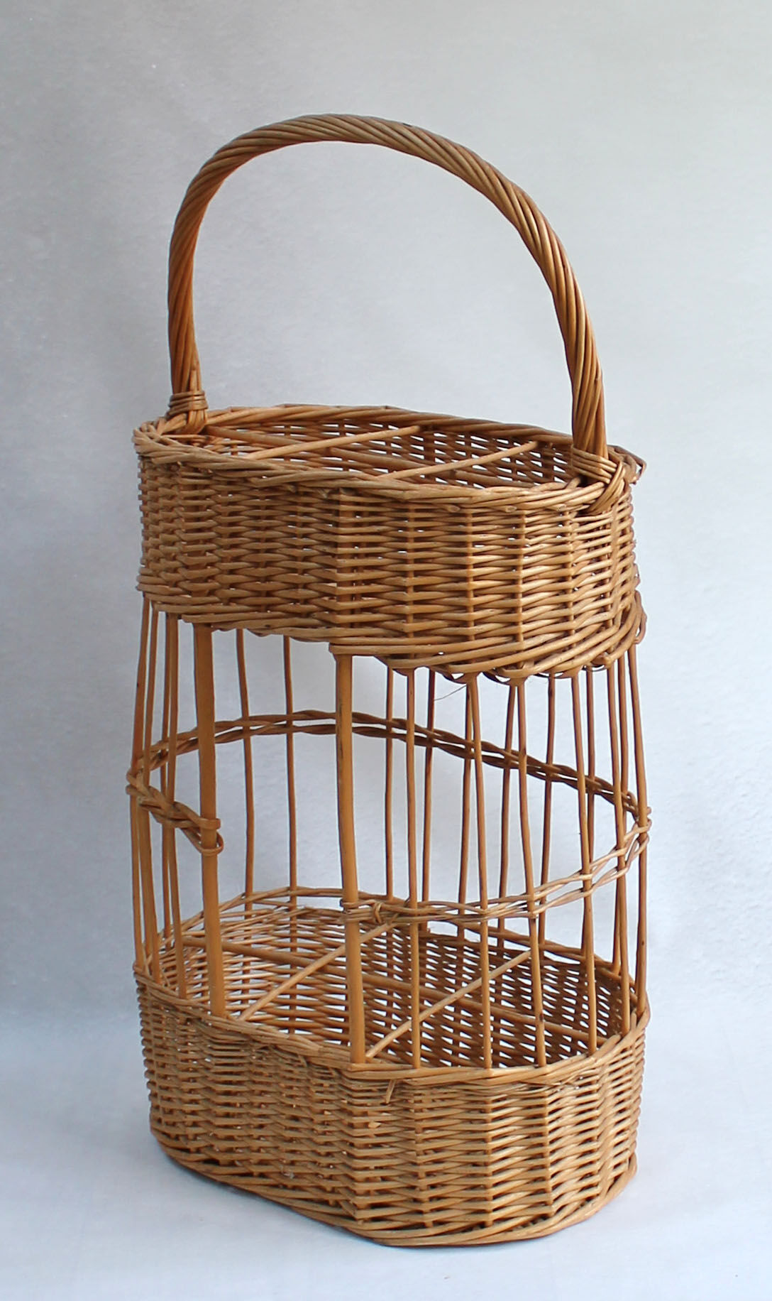Wicker bottle