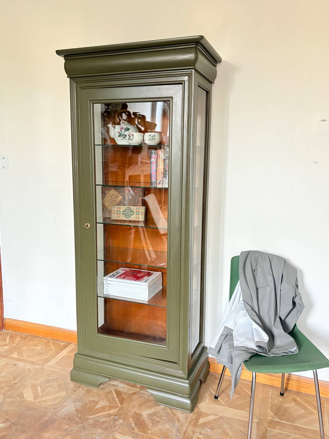 Bibliothèque vitrée if de Provence