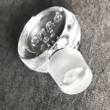 Flacon lalique dans la nuit, en verre dépoli, forme boule