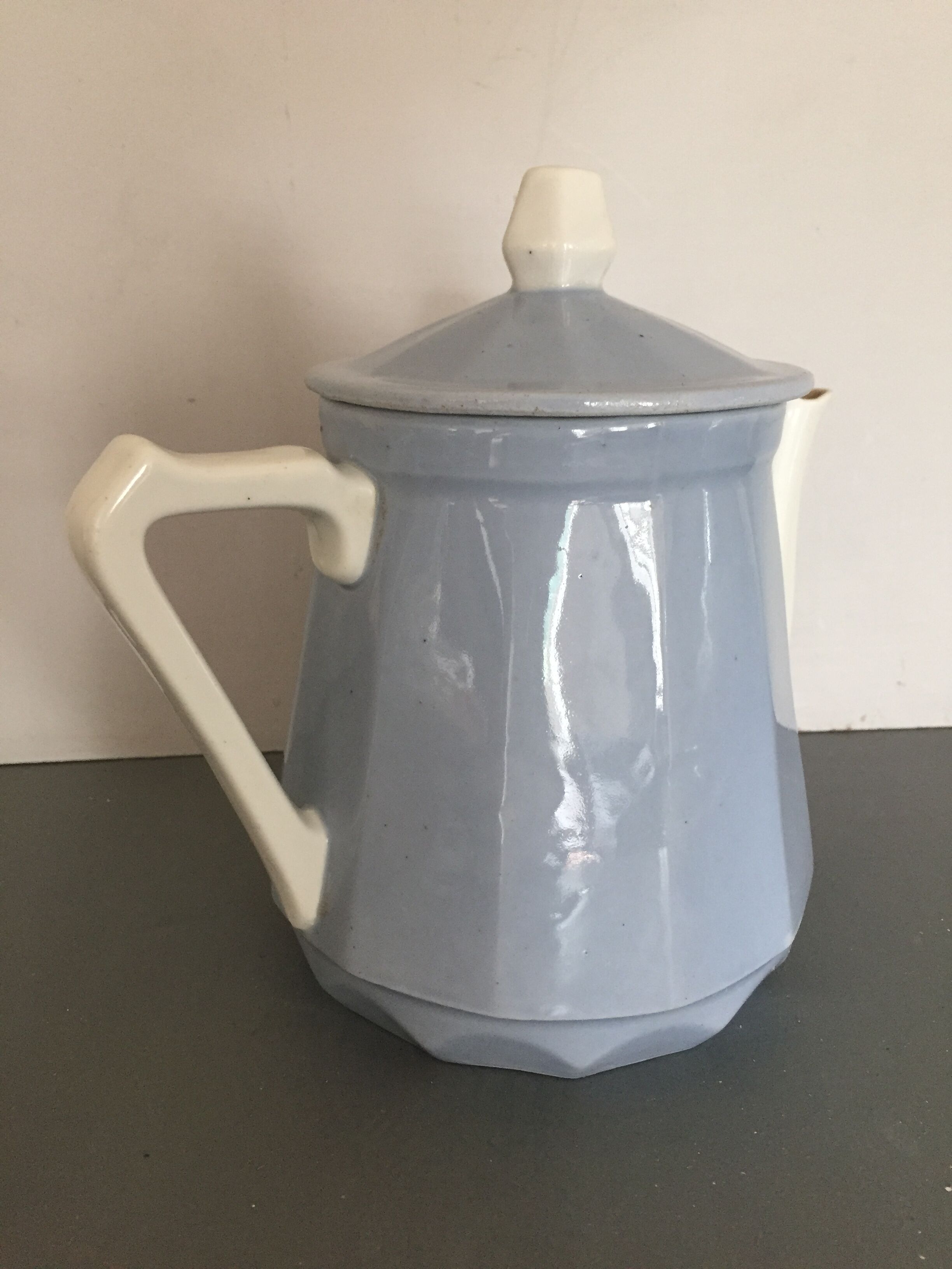 Coffee maker blue teapot 50s