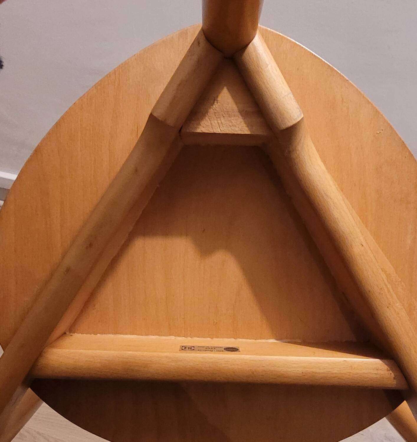 Chair 4103 by Hans Wegner