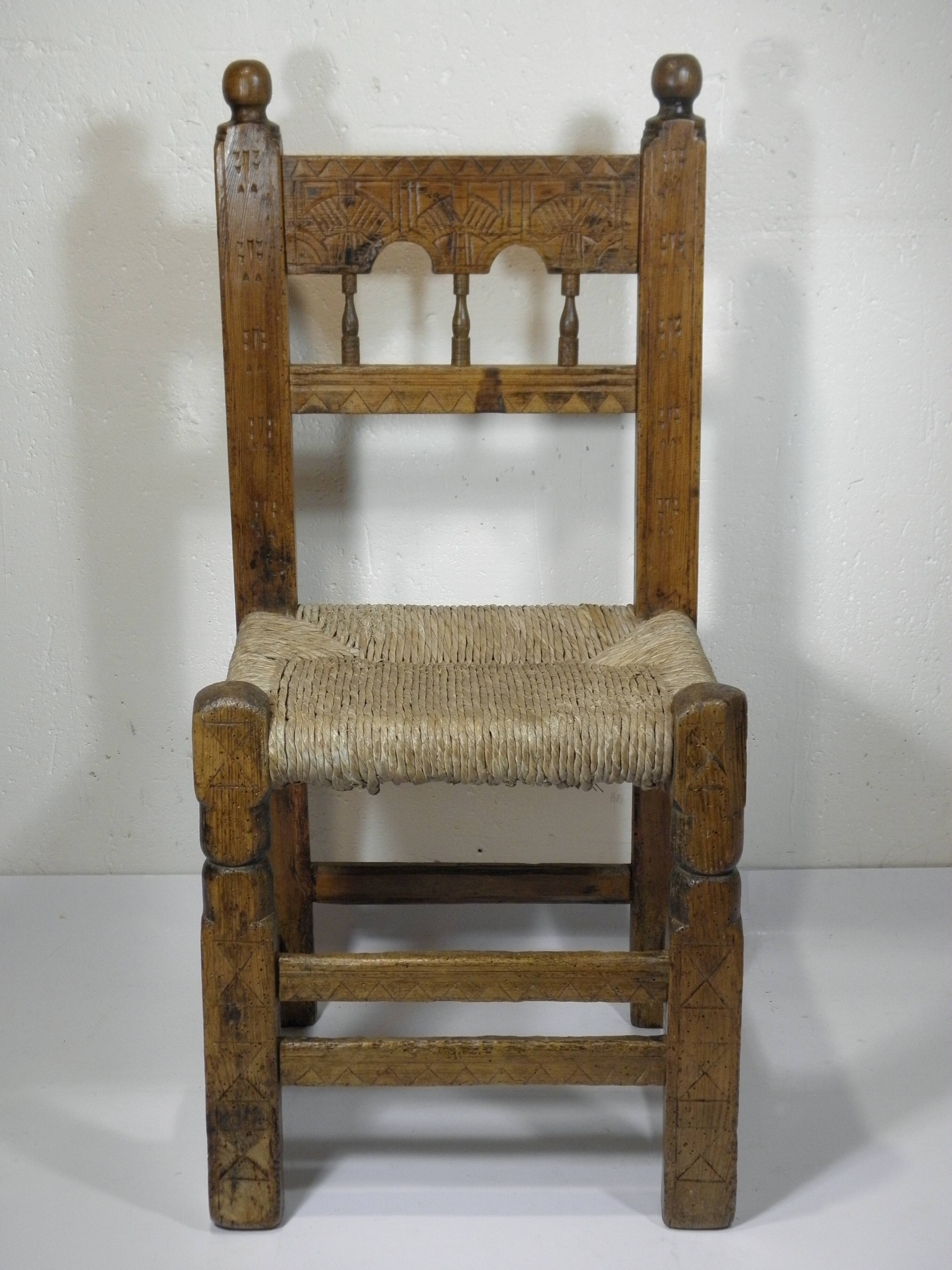 Antique wooden and straw chair, Folk Art - Spain