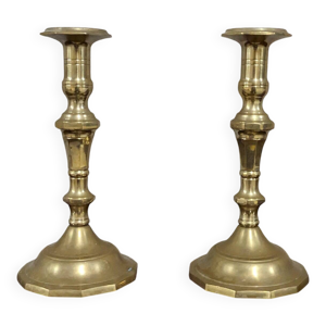 Paire de bougeoirs en - laiton