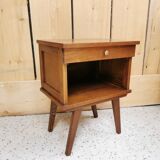 Bedside compass feet