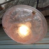 Ceiling light / Art Nouveau chandelier in pressed molded glass in working order - Degué