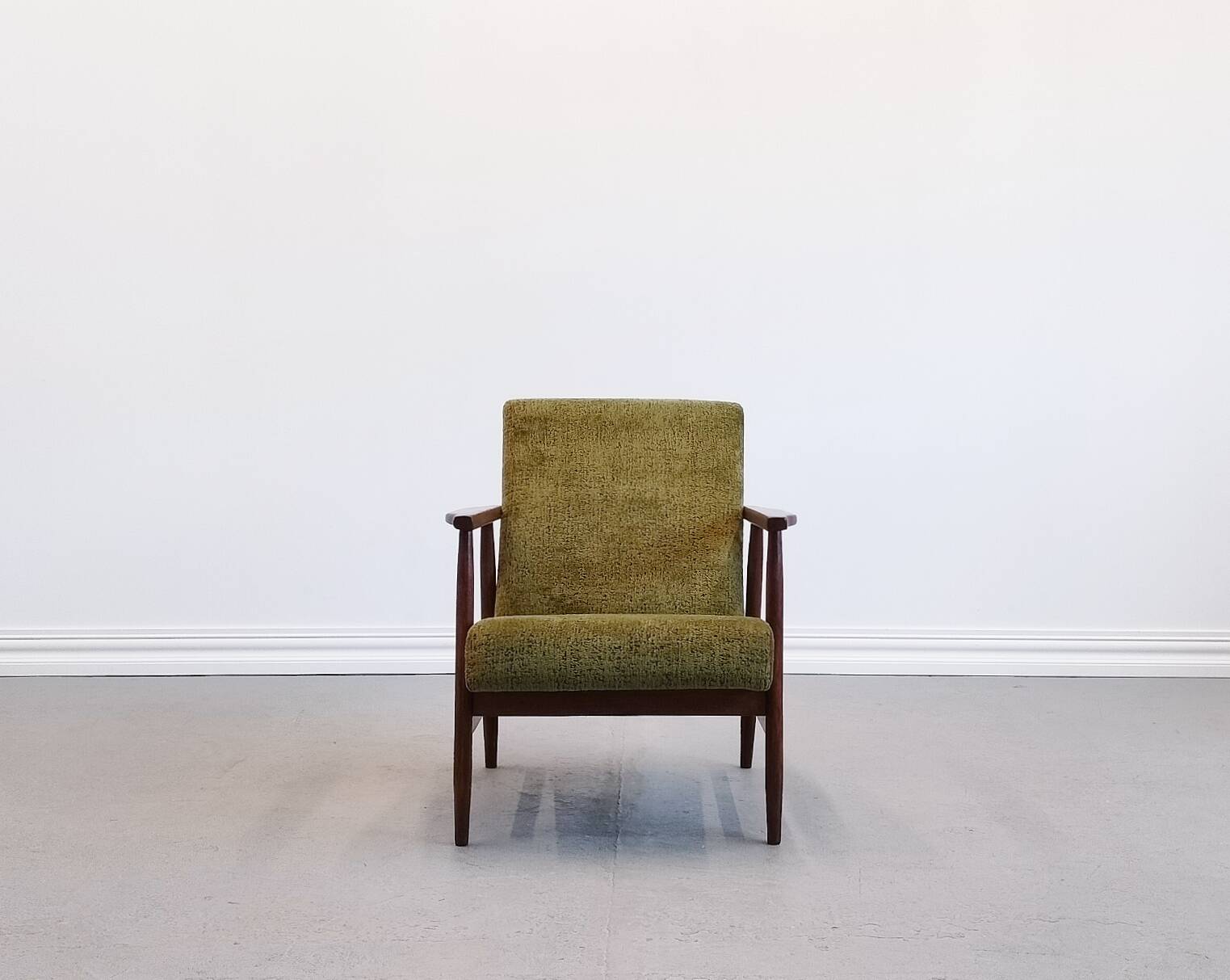 1970 Armchair, Model B-7727 in Long Hair Green Velvet