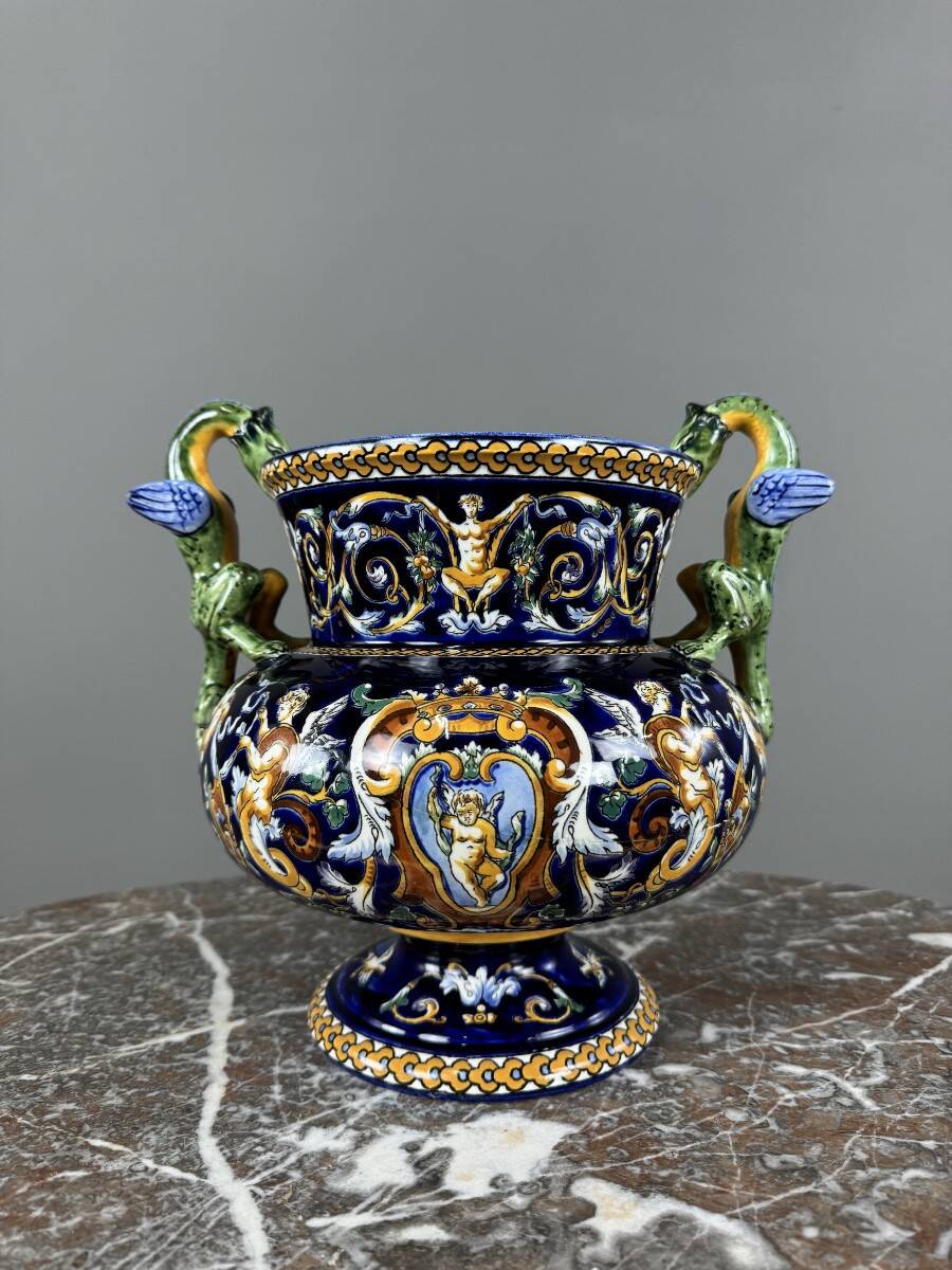Gien earthenware vase with Renaissance decoration, 20th century.