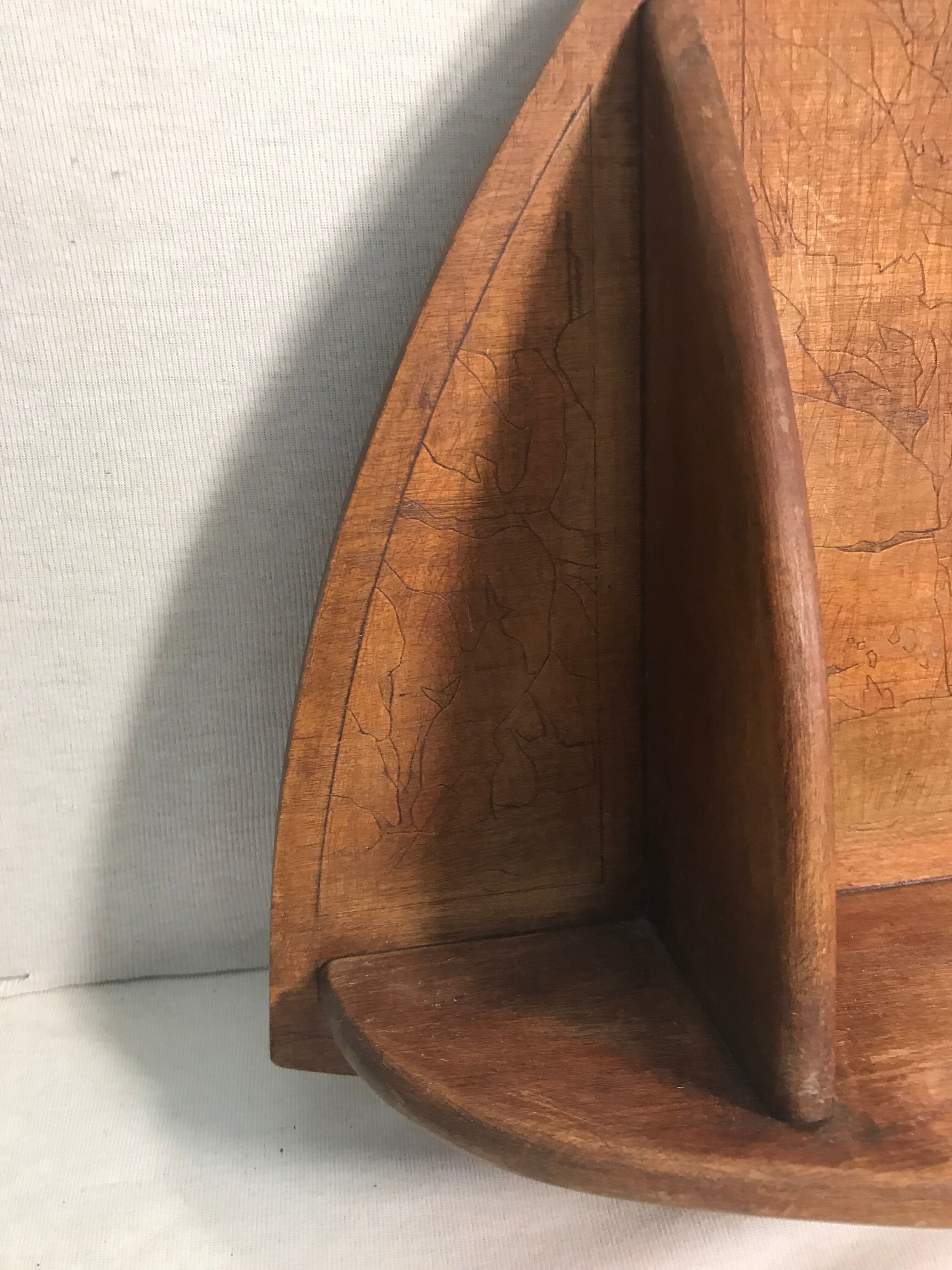 Wall shelf wooden seaside scene engraved