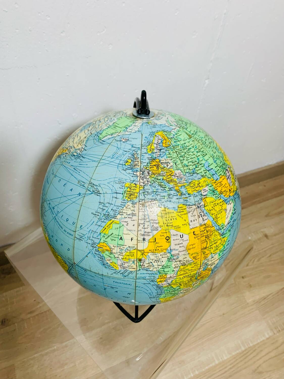 Globe terrestre Girard et Barrere