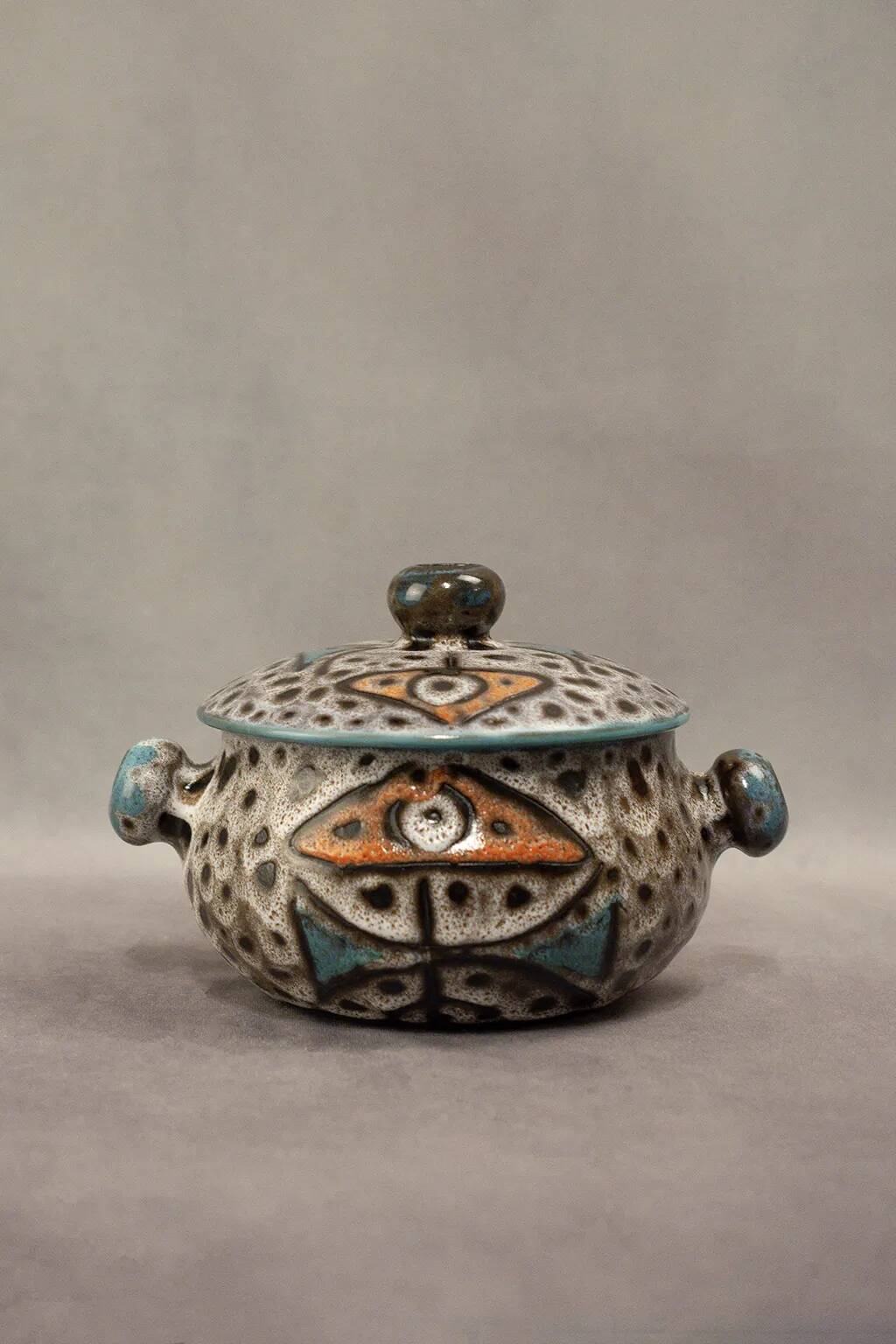 A meerschaum ceramic bonbonnière attributed to Marius Bessone