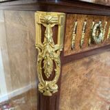 Buffet de style Louis Louis XVI en marqueterie