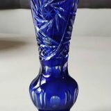 Vase en cristal de Bohème taillé. Col cranté. Étoiles sophistiquées, 26 cm