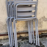 Table Tolix, industrial design, and its 3 folding chairs, designed by Xavier Pauchard