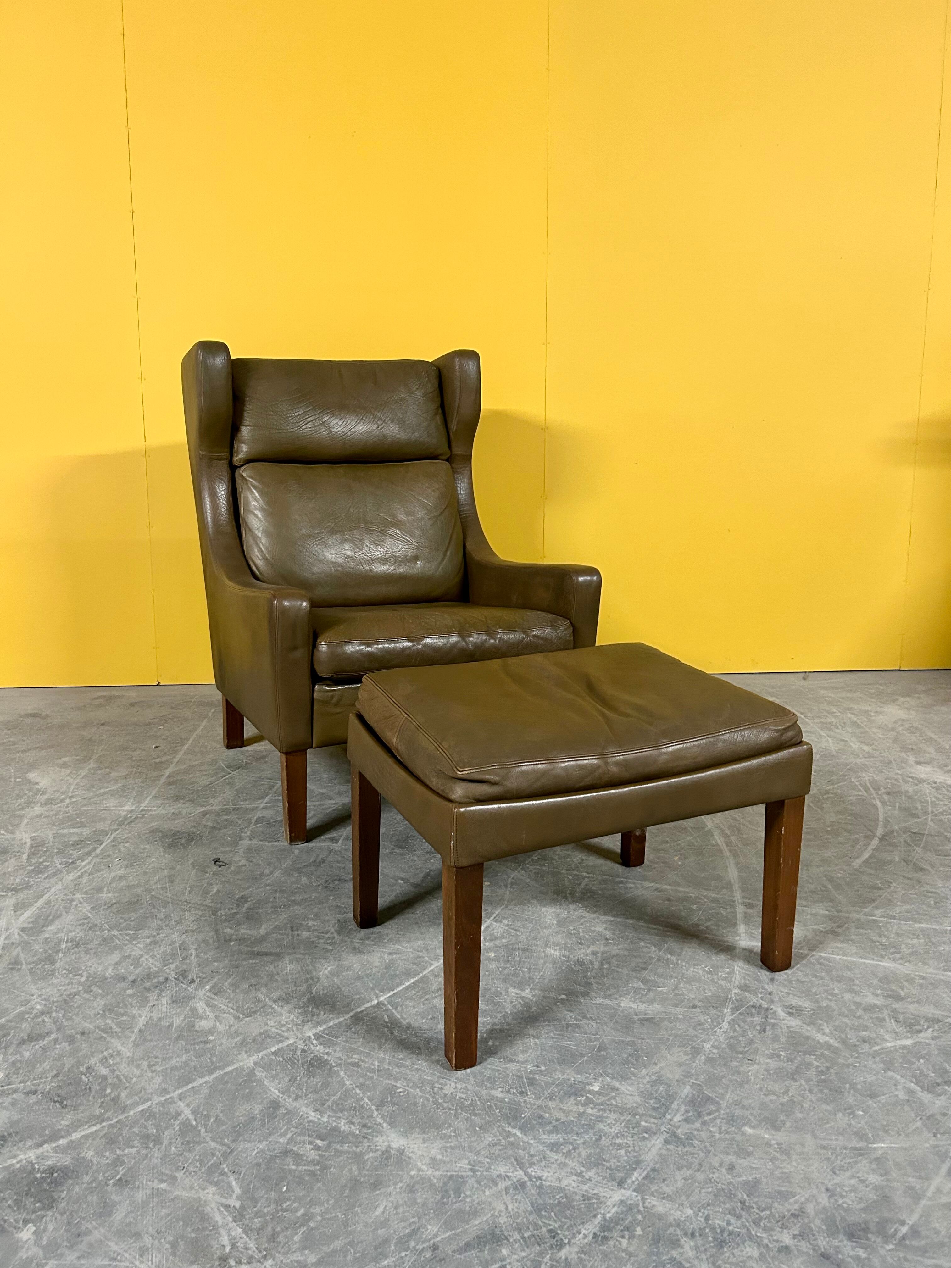 Fauteuil en cuir vintage danois à dossier haut années 1960
