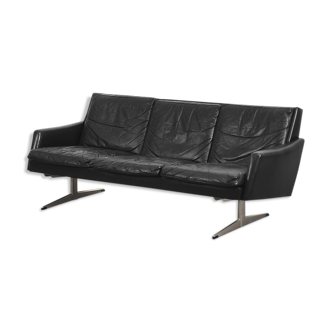 Mid-century modern black leather Scandinavian sofa, 1960s