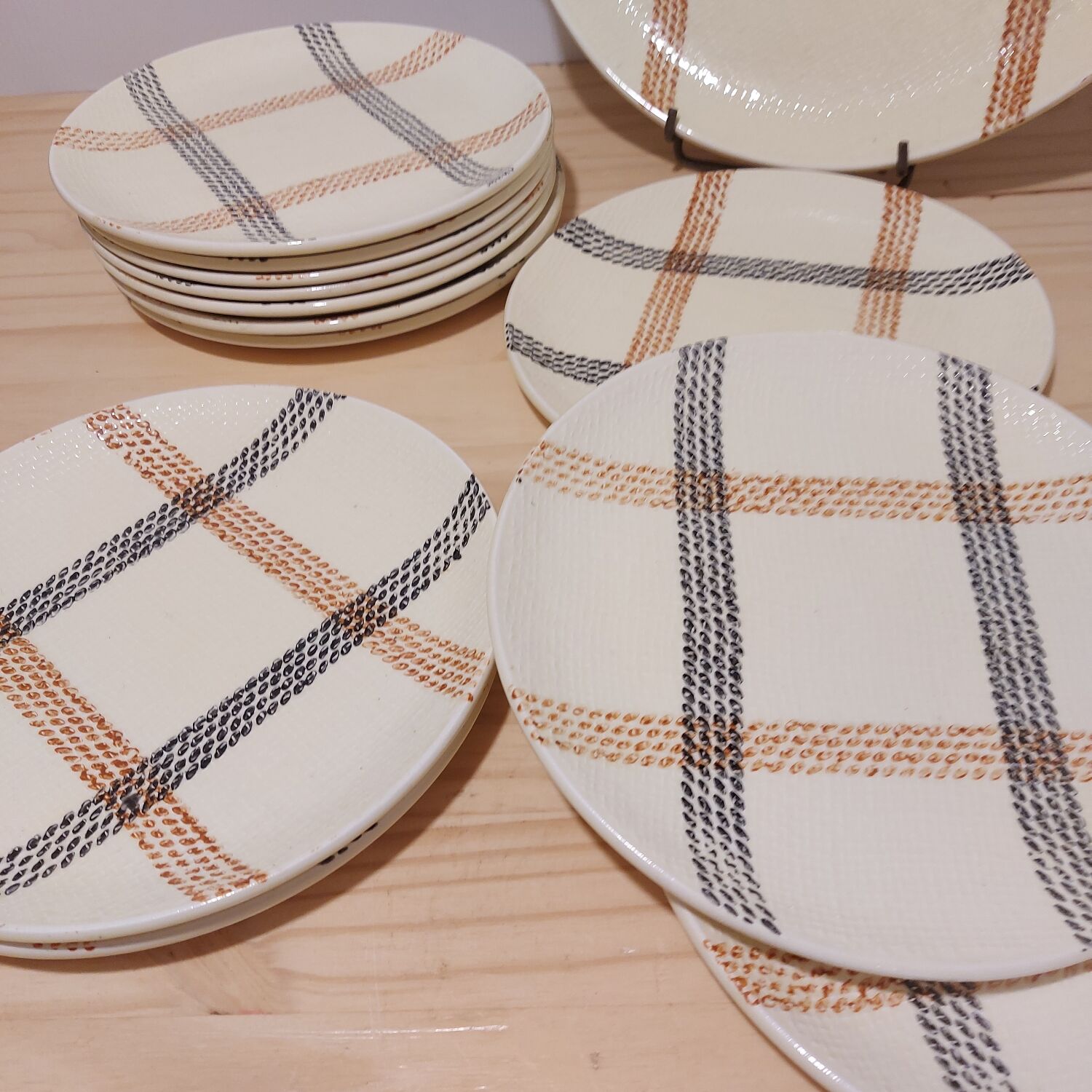 Set of 12 plates and 1 course Salins Deauville