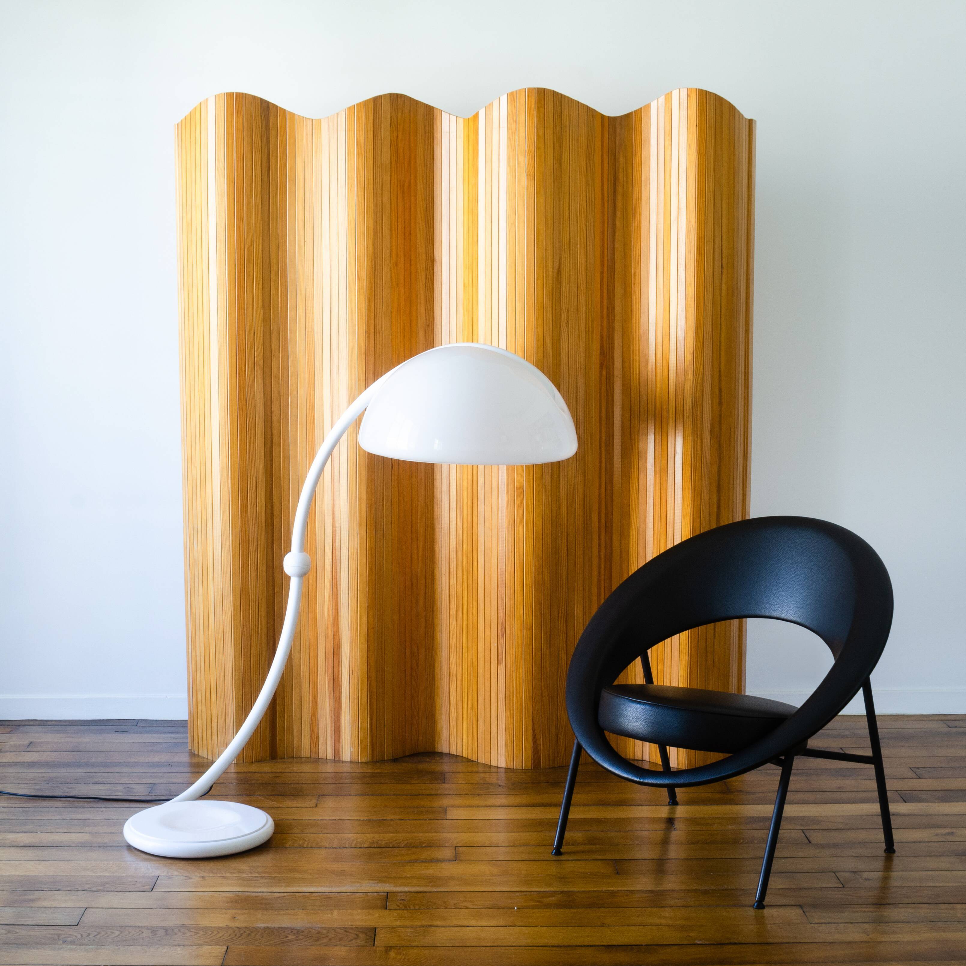 Screen in articulated slats in solid pitchpin wood - France - Circa 1980