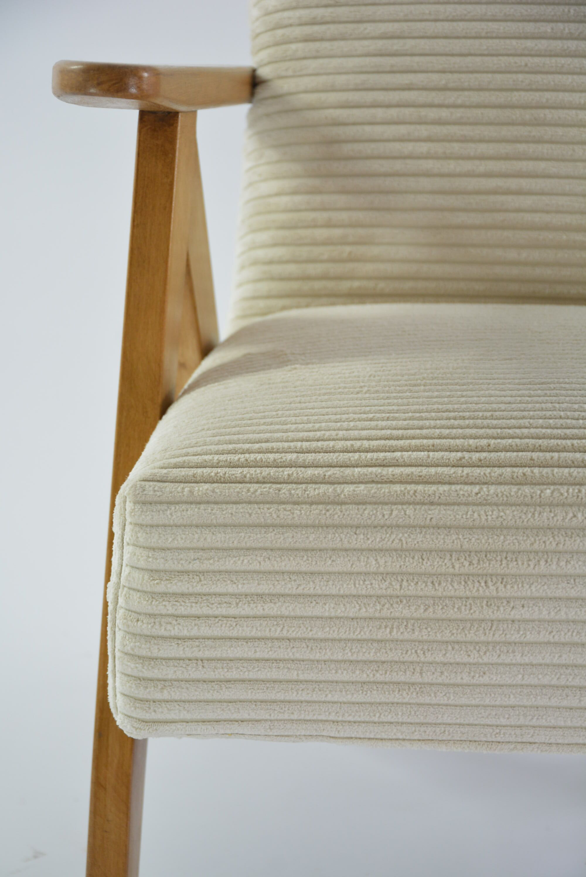 Kompas cream corduroy armchair