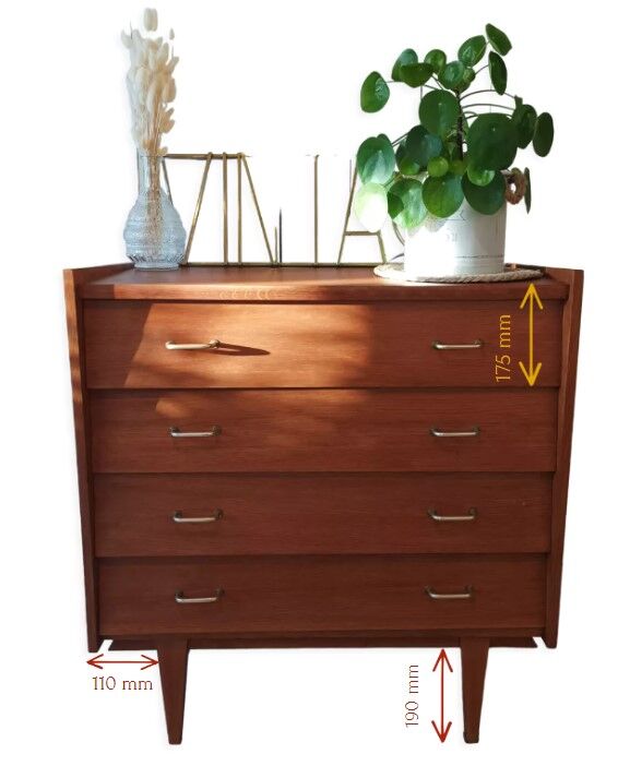 Vintage chest of drawers