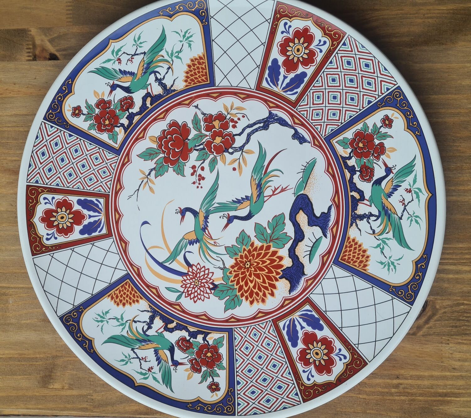 Round porcelain dish from D´Imari Japan