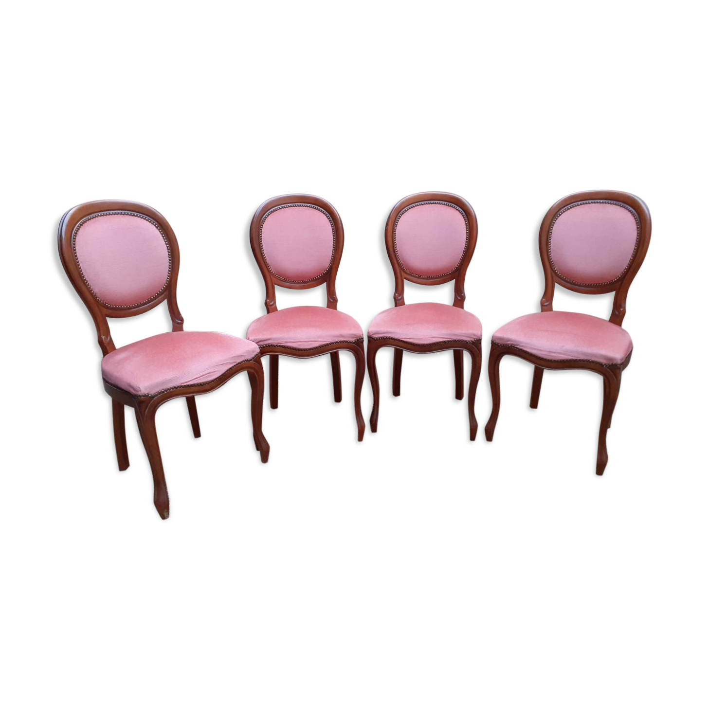 Lot de 4 chaises médaillon de style Louis Philippe
