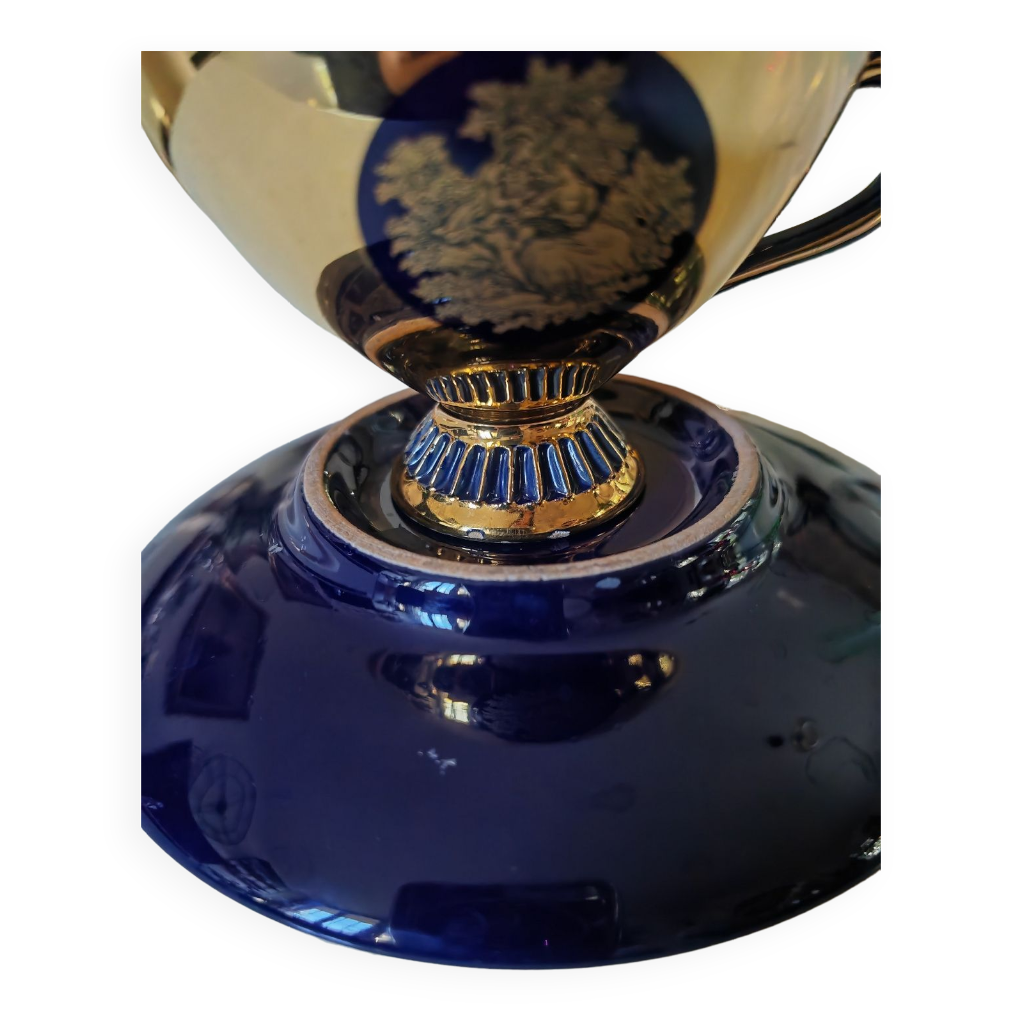 Florentine gold cup