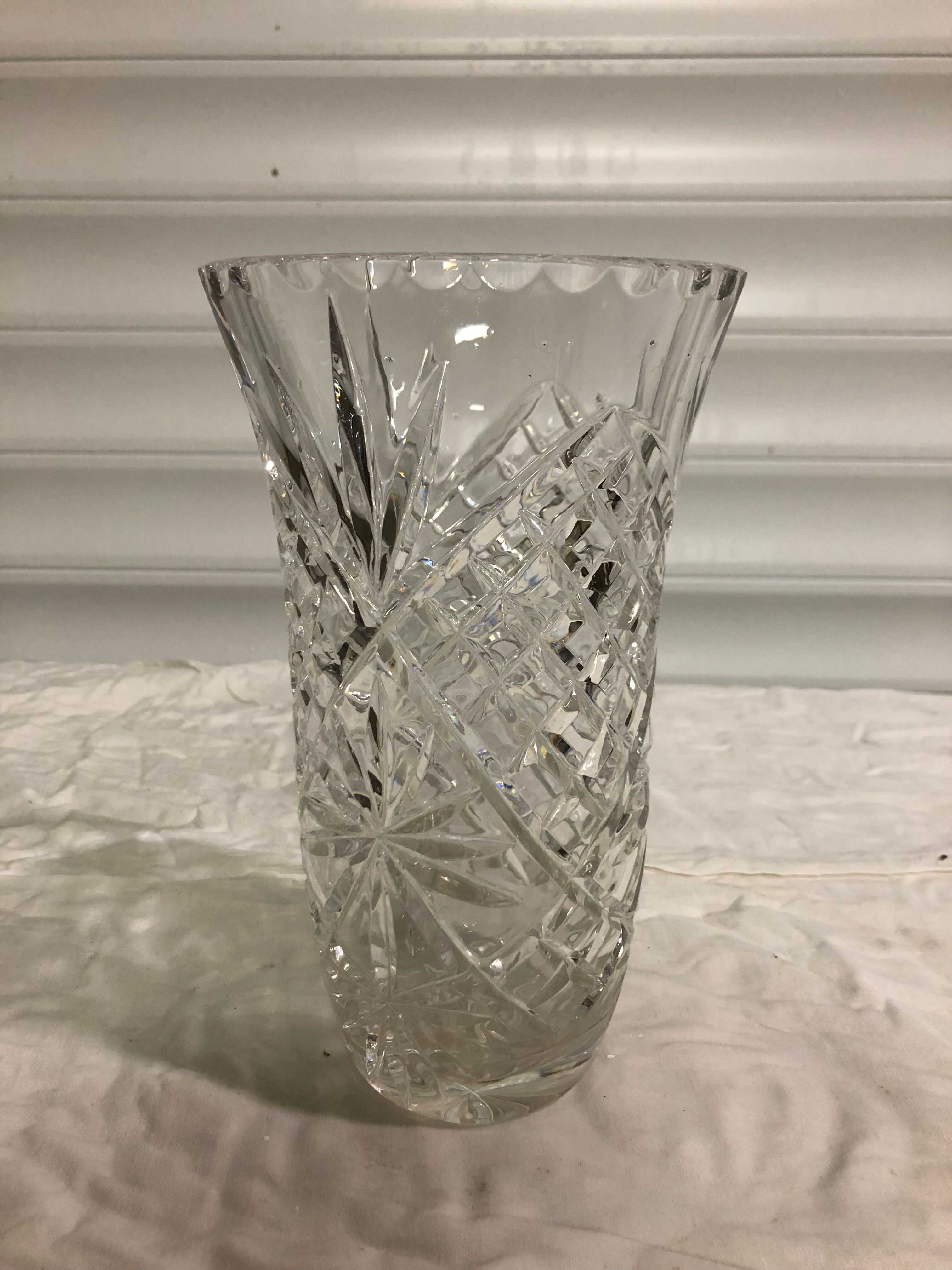 Vintage vase in chiseled crystal