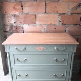 Commode redécorée couleur vert