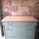 Commode redécorée couleur vert