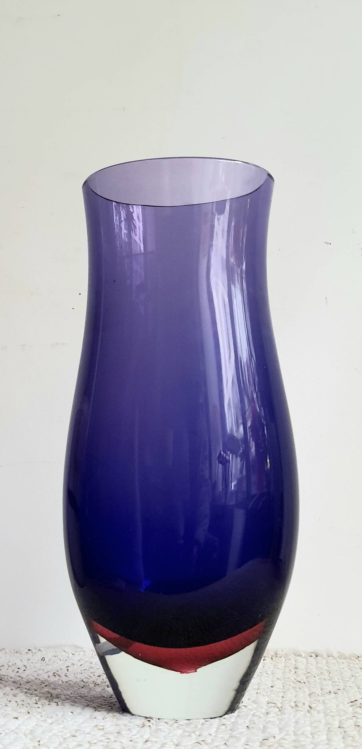 Vintage purple Murano glass vase from the 70s