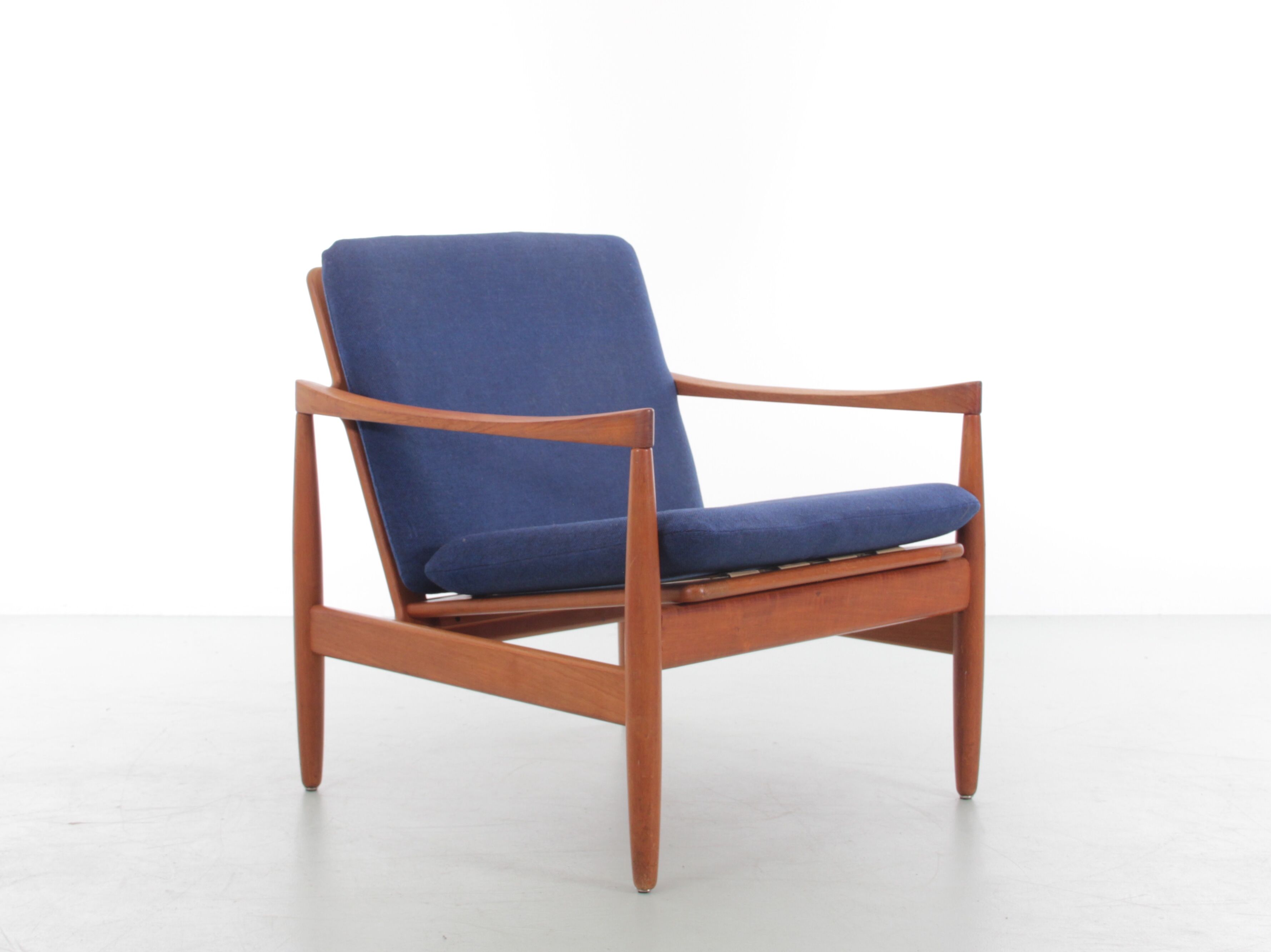 Paire de fauteuils scandinave en teck