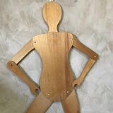 Articulated wooden mannequin