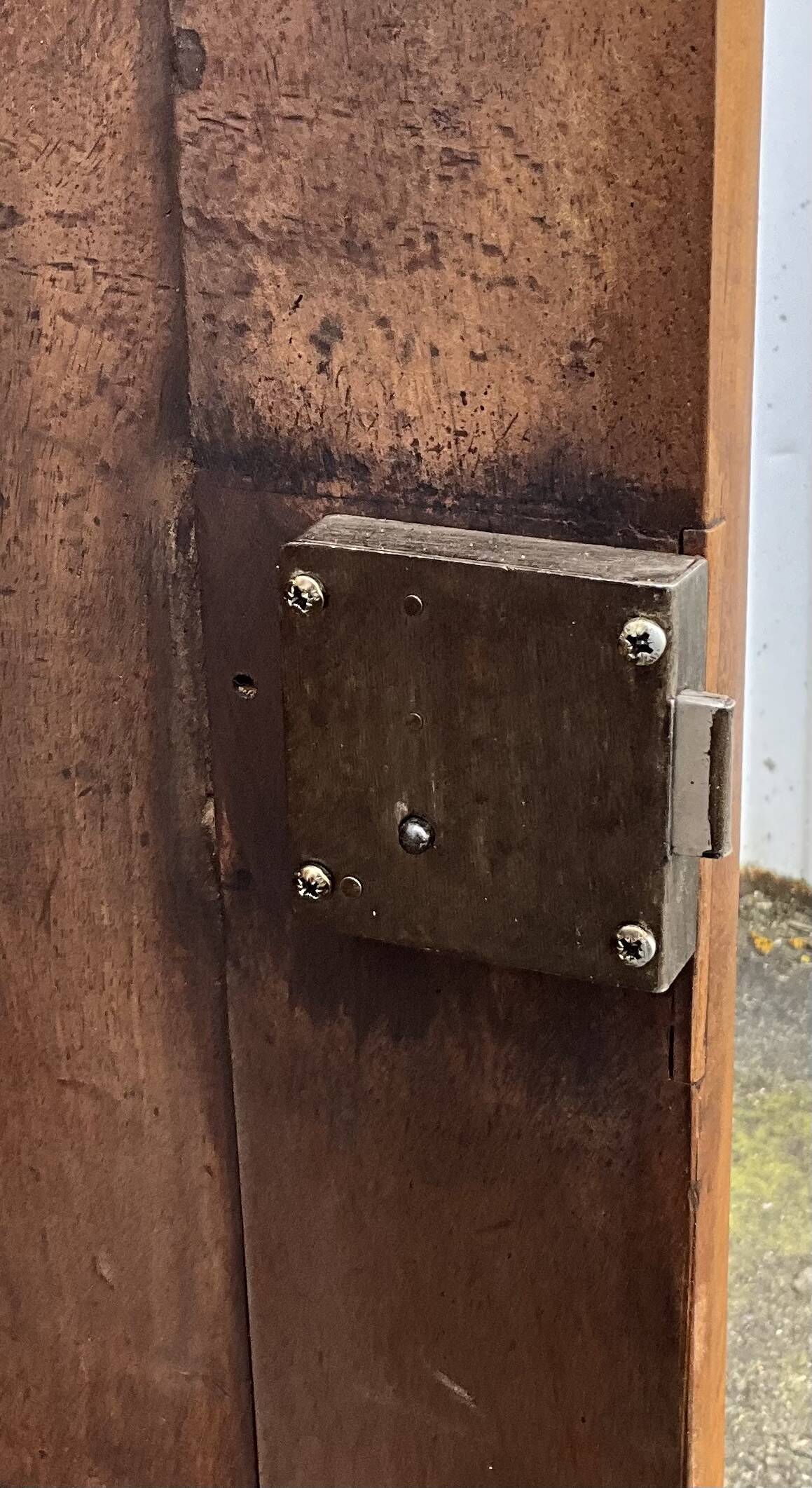 Louis-Philippe walnut buffet