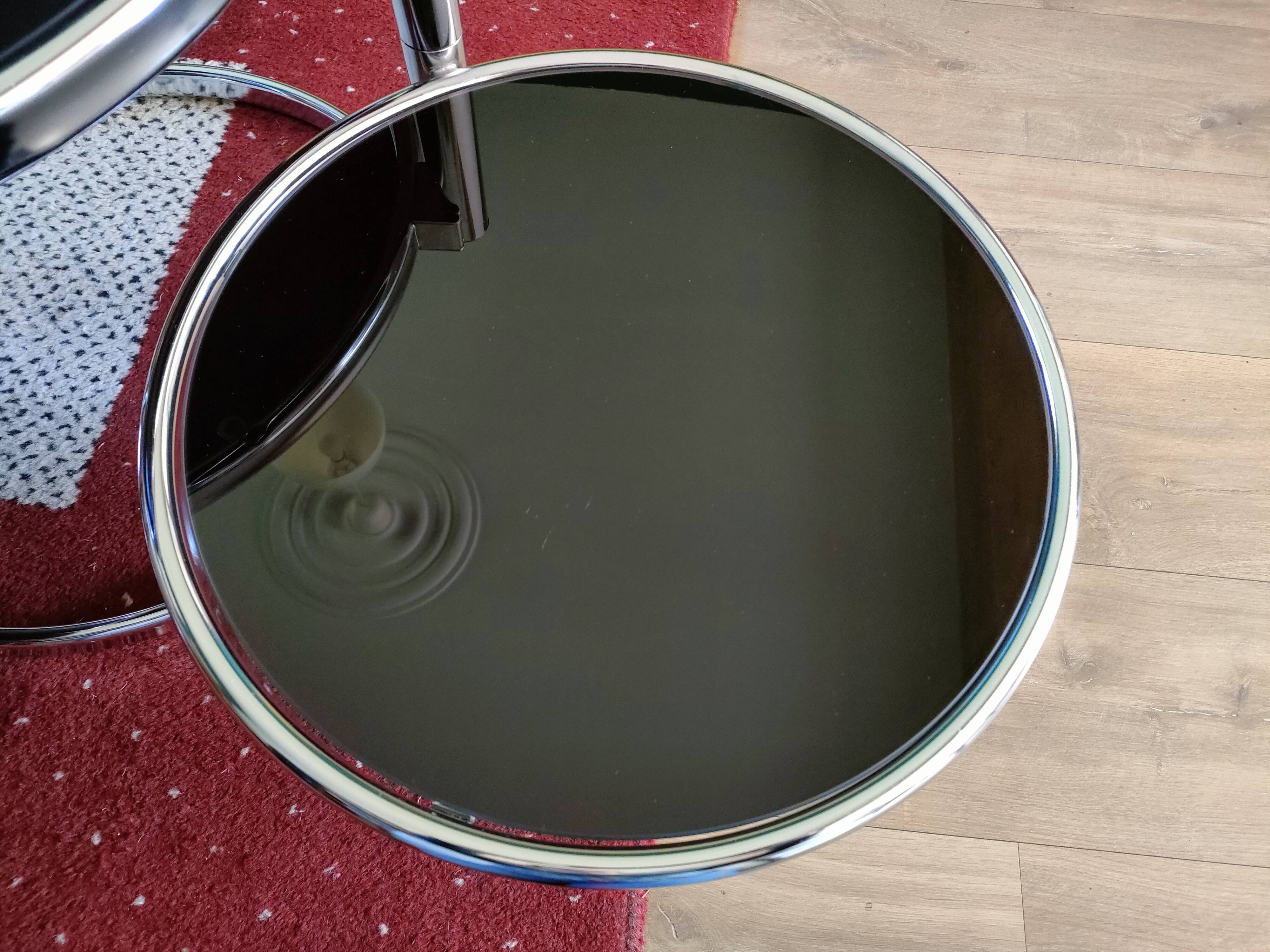 Round coffee table glass and chrome