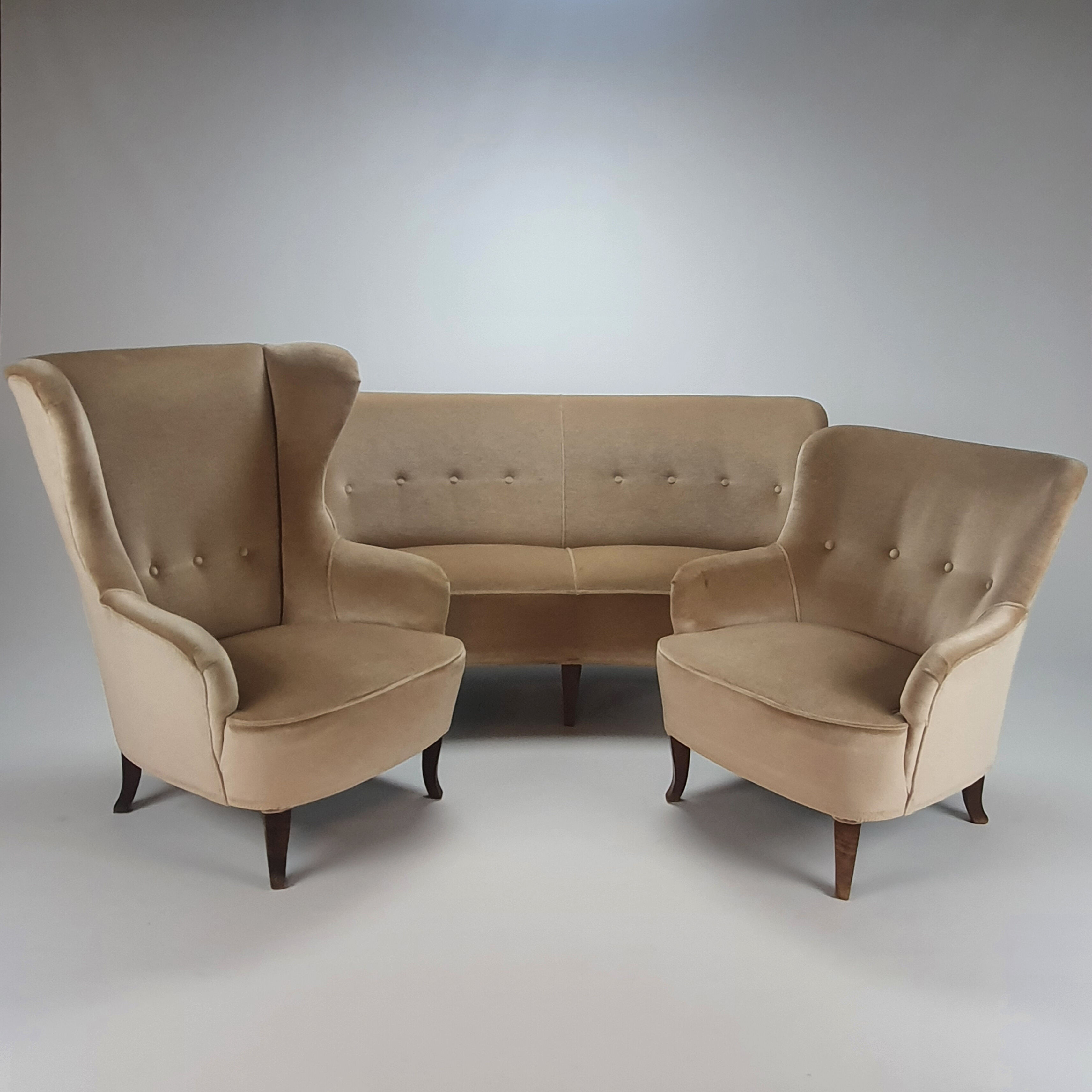 Set of 3 mid century design chairs and sofa, velours, 1950s