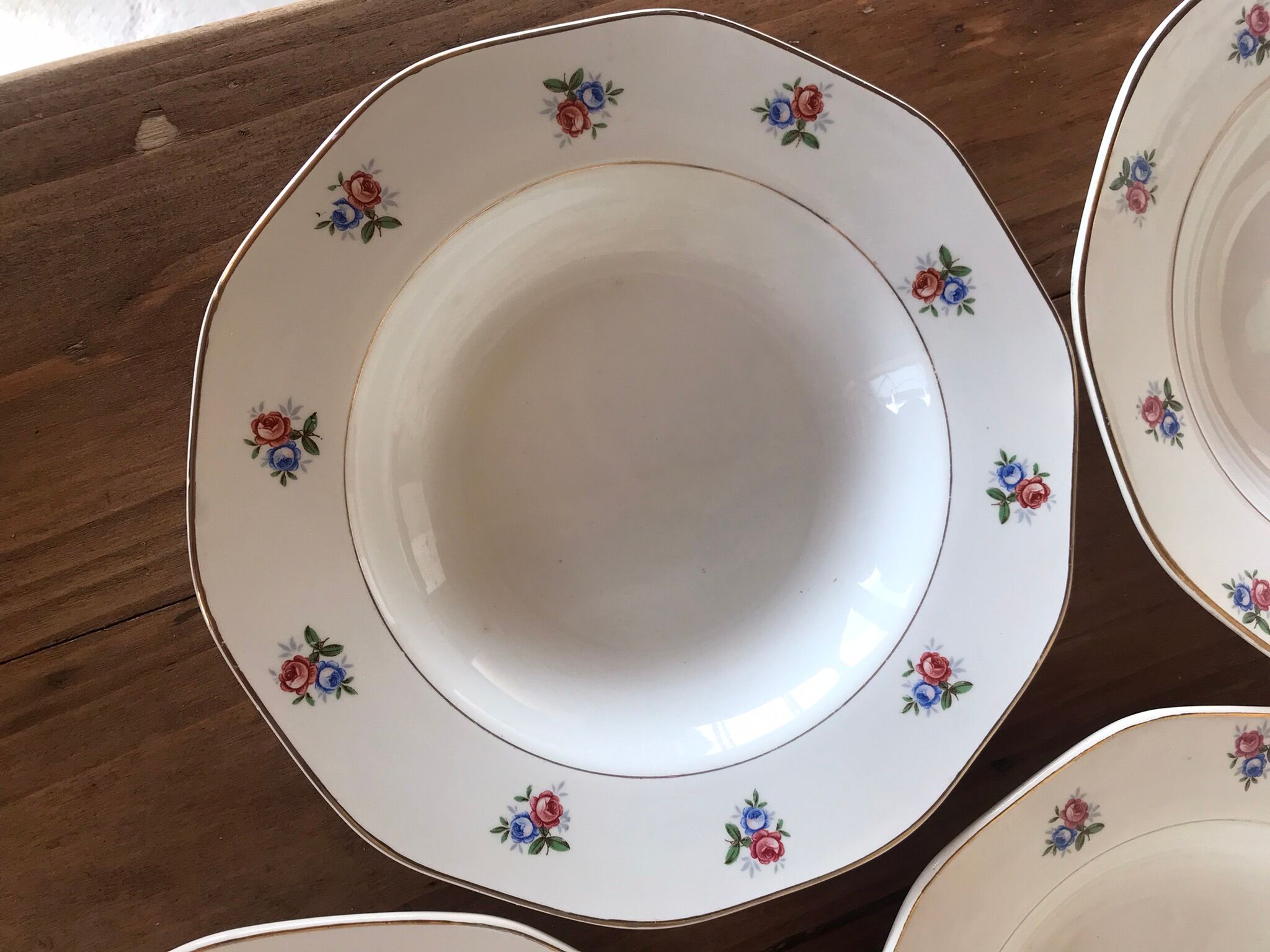 Set of 4 hollow plates Digoin & Sarreguemines pattern small flowers